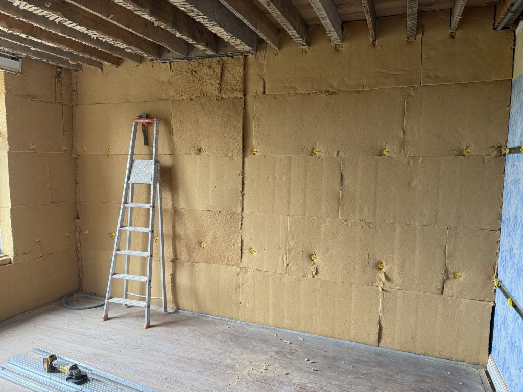 Installation d’isolant biosourcé intérieur à Hazebrouck